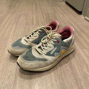 women’s Karhu shoes